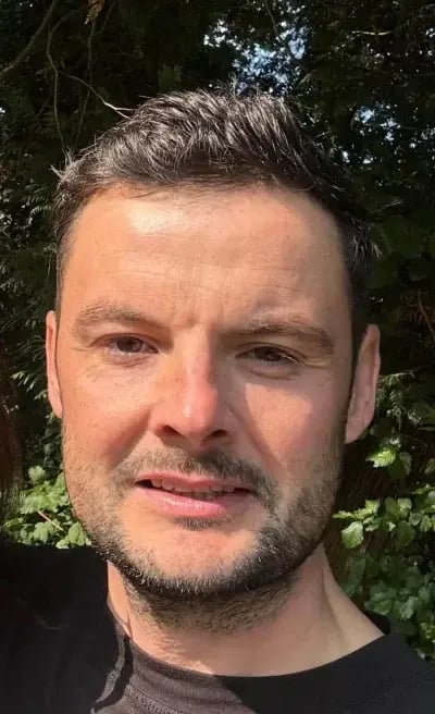 elliot-e1765713593985